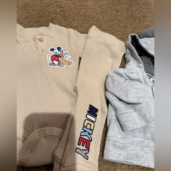 Disney Mickey Mouse Two Piece Baby Outfit Bundle Size 0-3 M - Picture 2 of 12